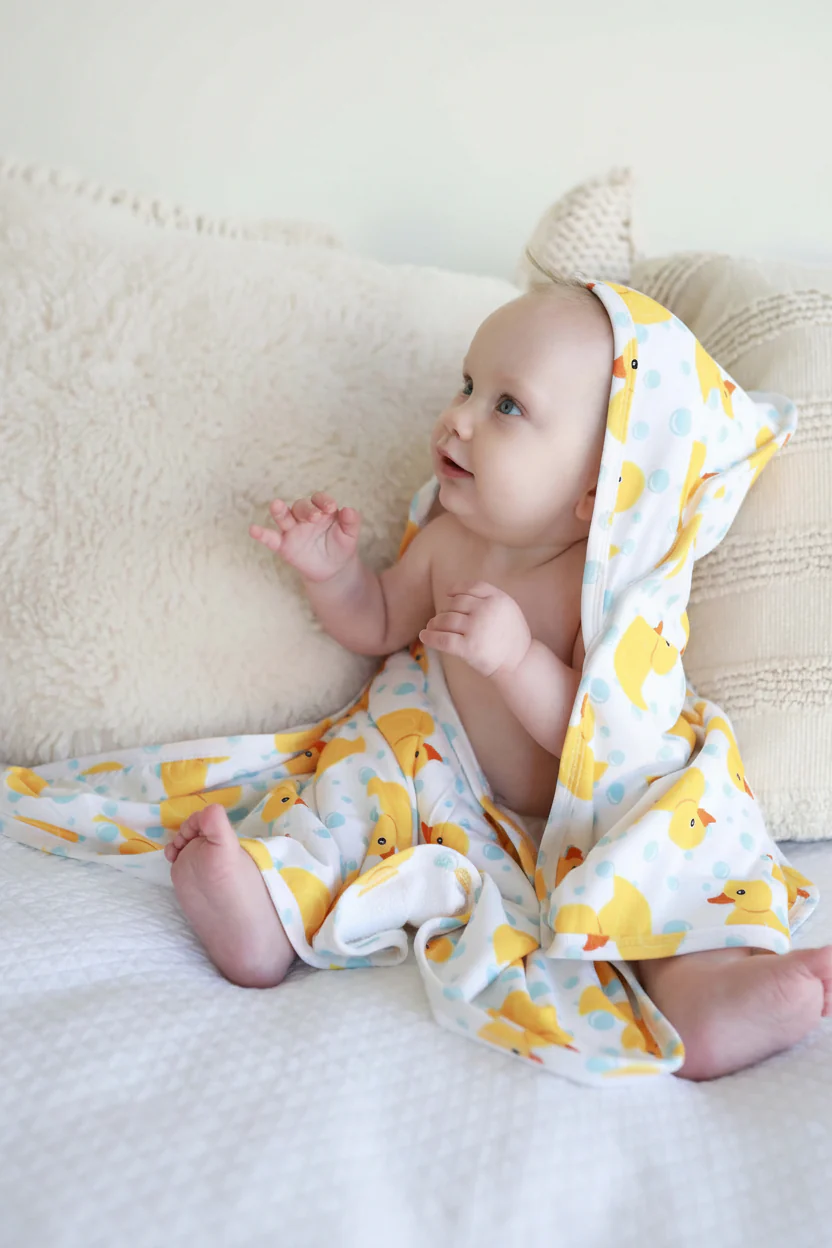 Baby Embroidered Bamboo Hooded Towels - Image 4