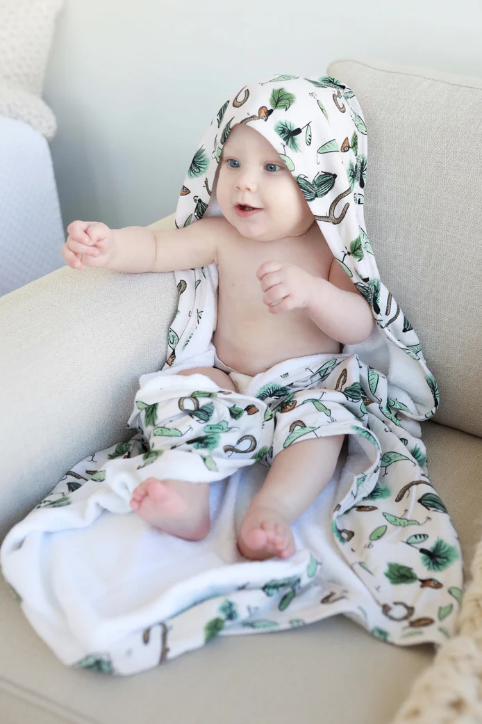 Baby Embroidered Bamboo Hooded Towels - Image 8