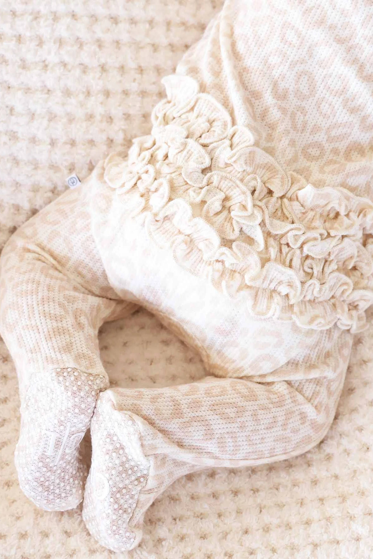 Bamboo Waffle Ruffle Zipper Footie | Lovely Leopard - Image 6