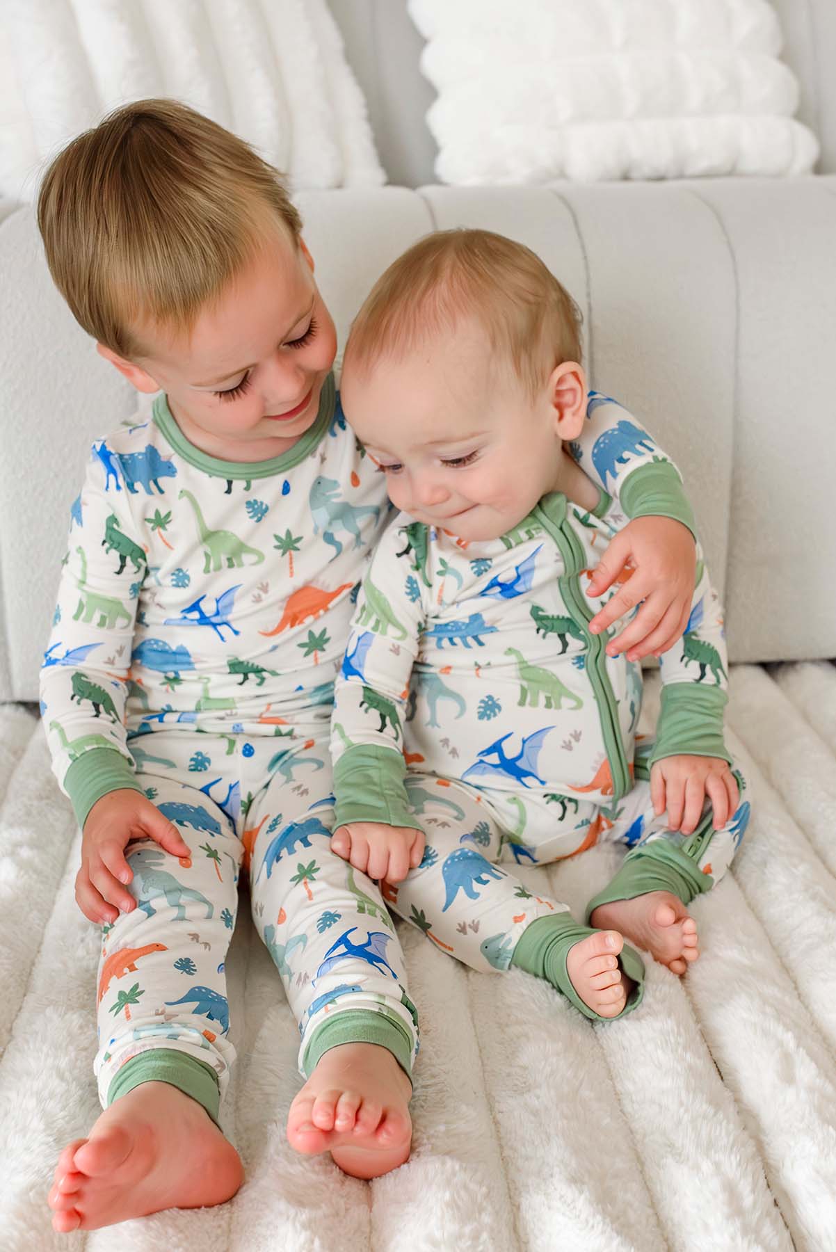 Convertible Bamboo Zip Romper | Little Fossil Neutral - Image 4