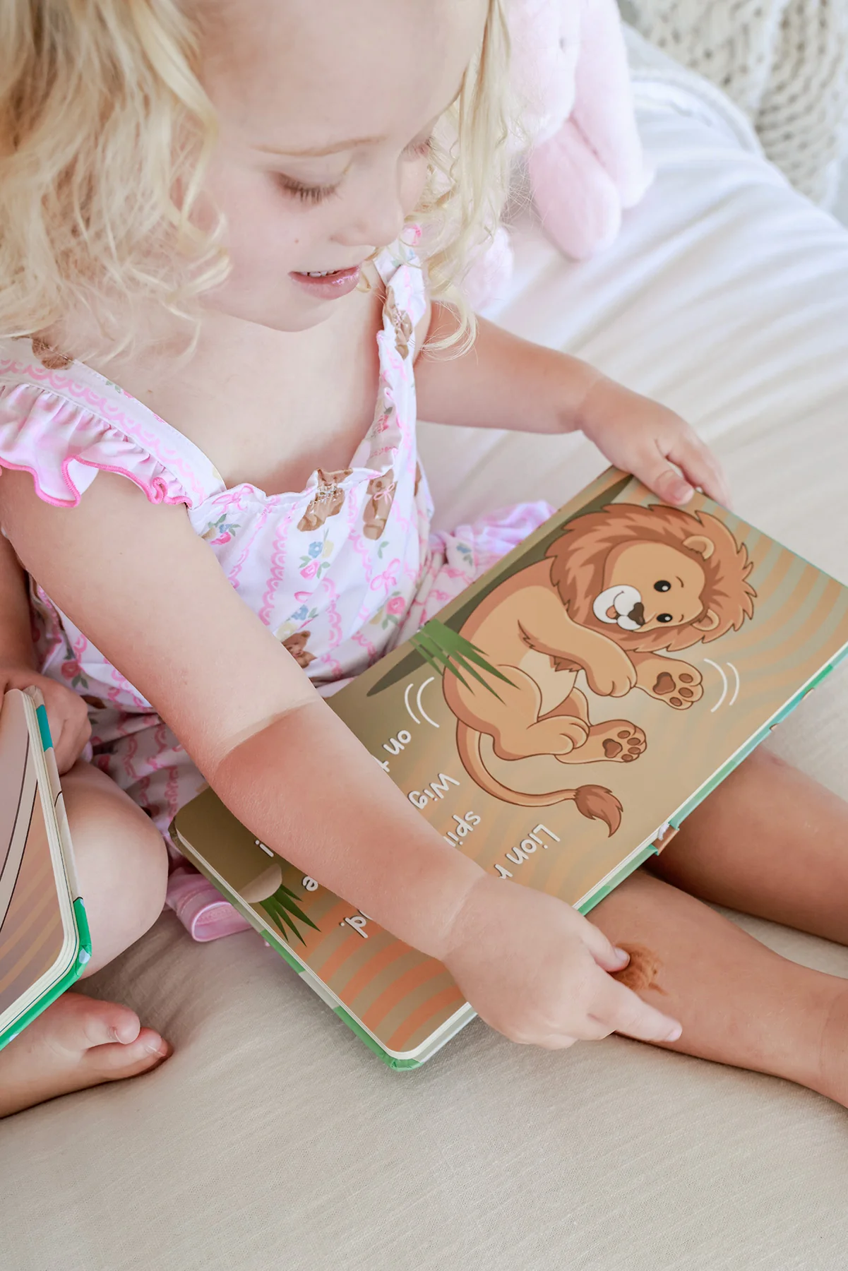 Cuddle Plush Friends Story Books - Image 3