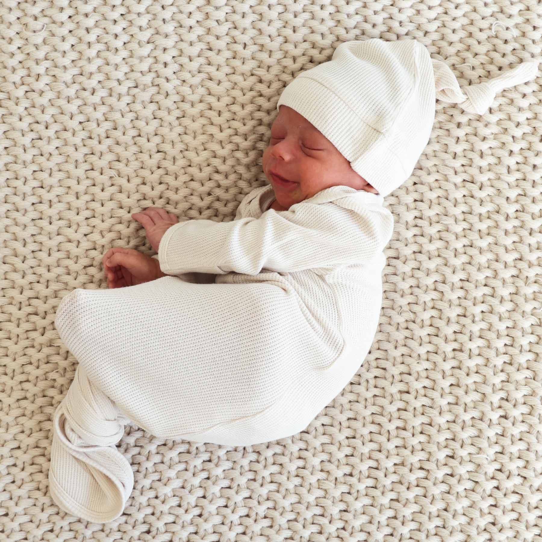 Eggshell Bamboo Waffle Newborn Baby Knot Gown & Hat Set - Image 4