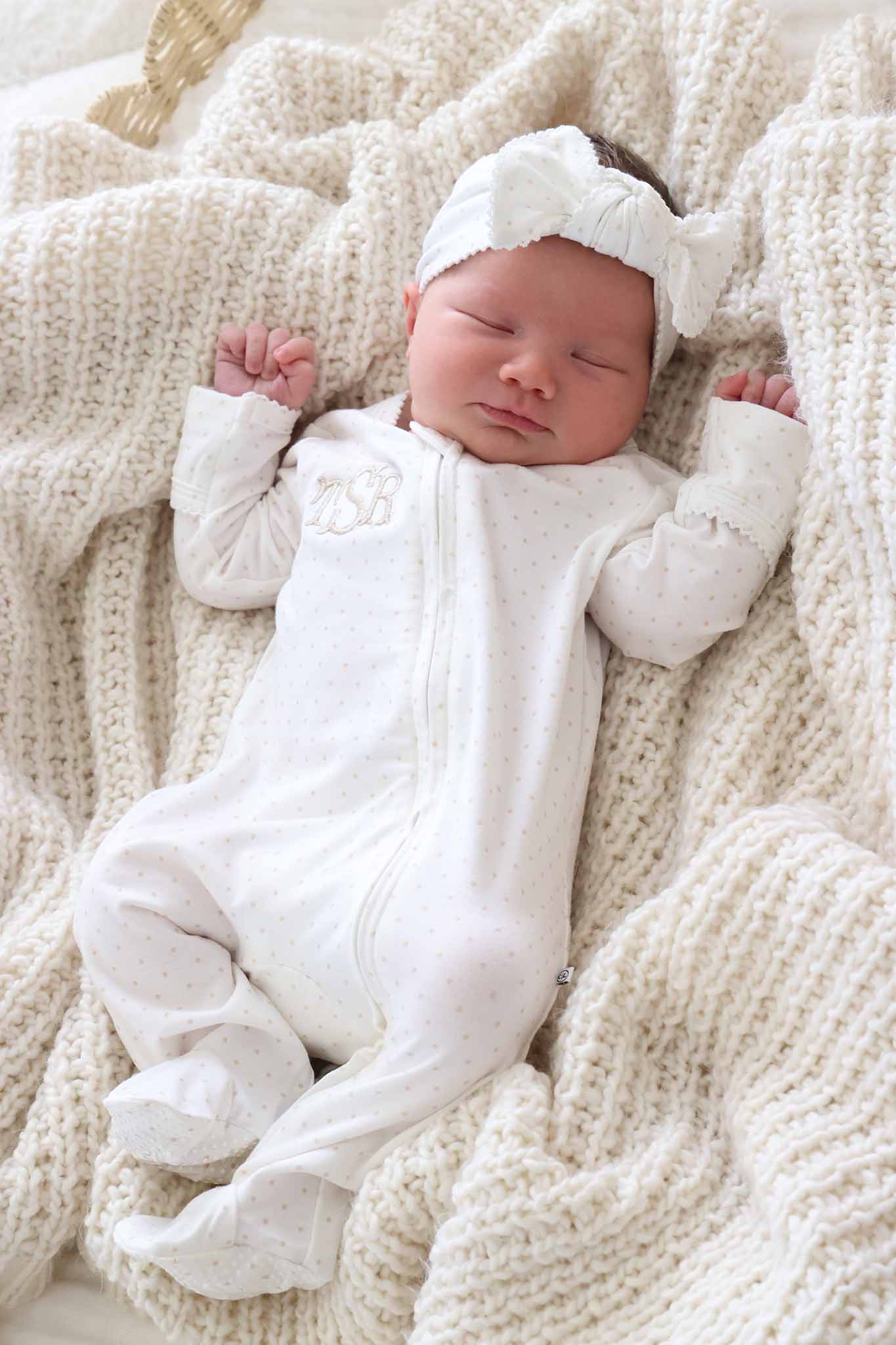 Picot Trim Knit Large Bow Headwrap - Image 9