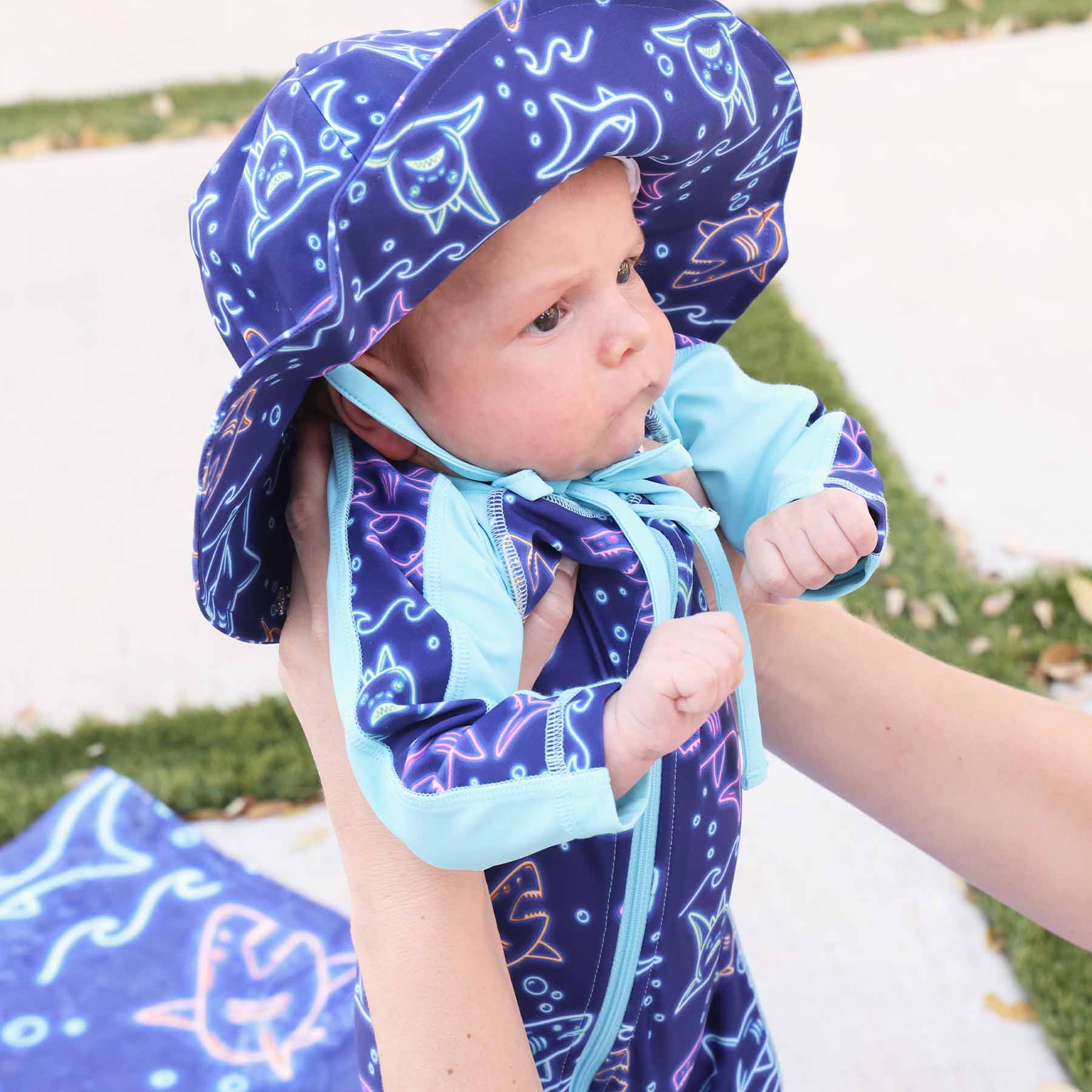 Printed Sun Hat | Glow Fins - Image 7