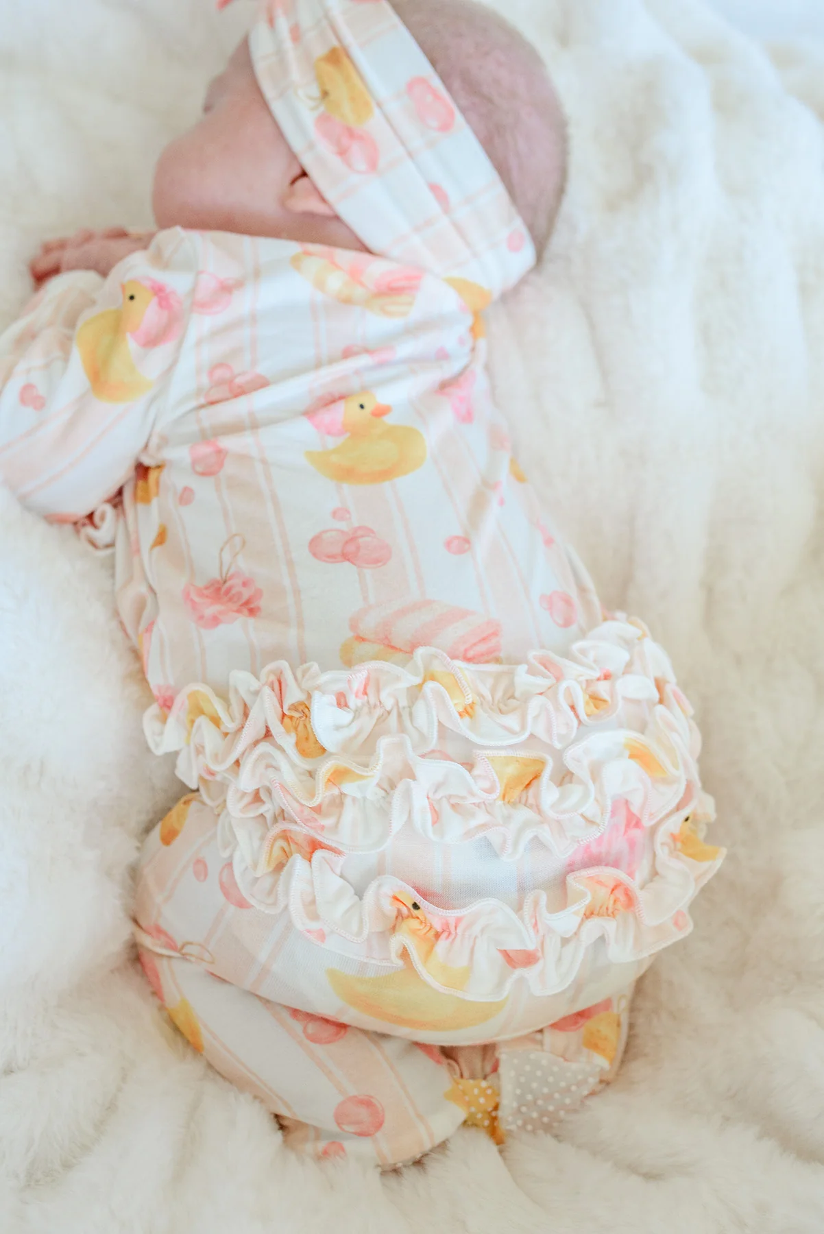 Ruffle Bamboo Zipper Footie | Bubble Duckies Pink - Image 7