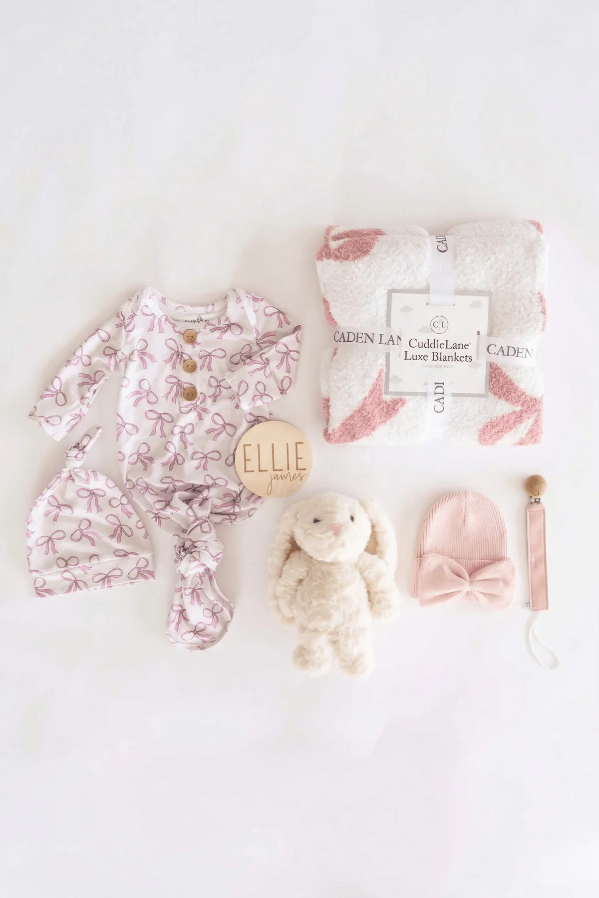 The Ultimate Baby Gift Set | Bows - Image 6
