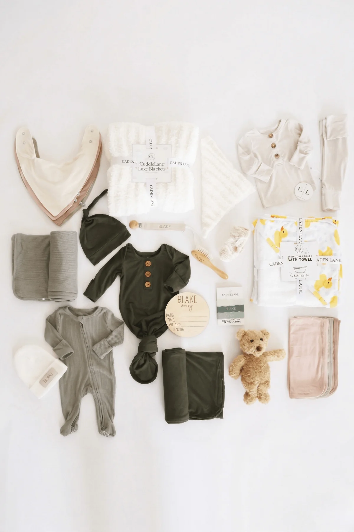The Ultimate Baby Gift Set | Neutral - Image 2